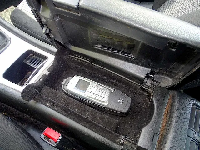 Mercedes-benz c sportcoupé 200 cdi, 72-tb-jk - afbeelding 29 van  50