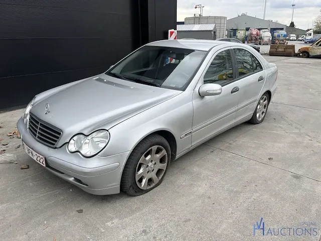 Mercedes-benz c200cdi - 2004 - afbeelding 1 van  13