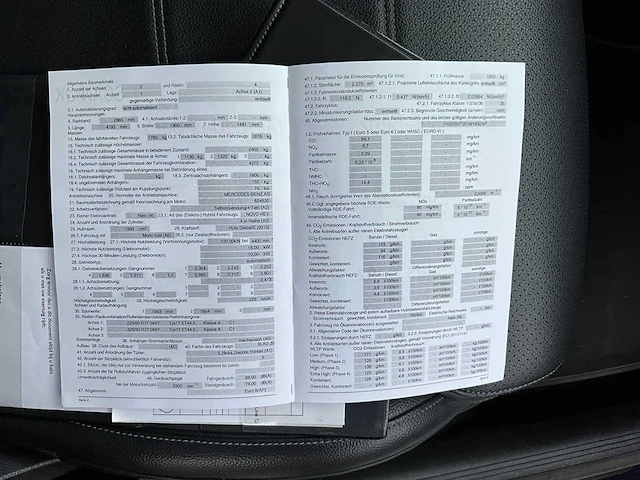 Mercedes-benz c200d - 2022 - afbeelding 26 van  39