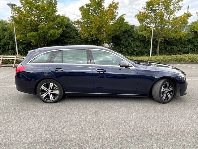Mercedes-benz c200d - 2022 - afbeelding 34 van  39