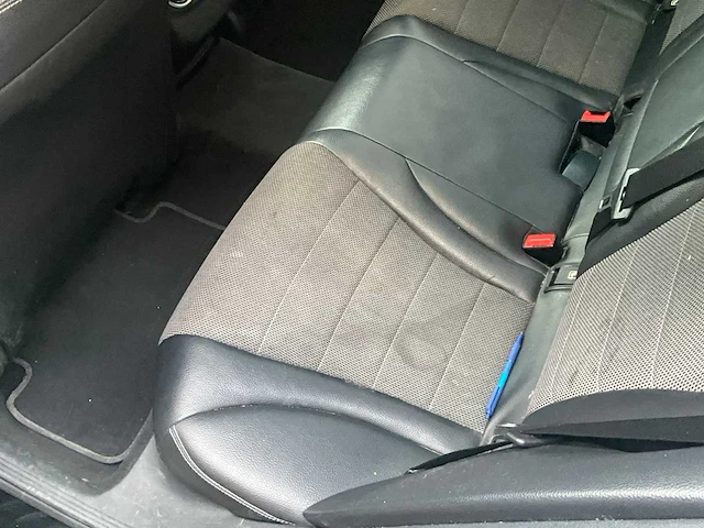Mercedes-benz c300 h - 2016 - afbeelding 14 van  37