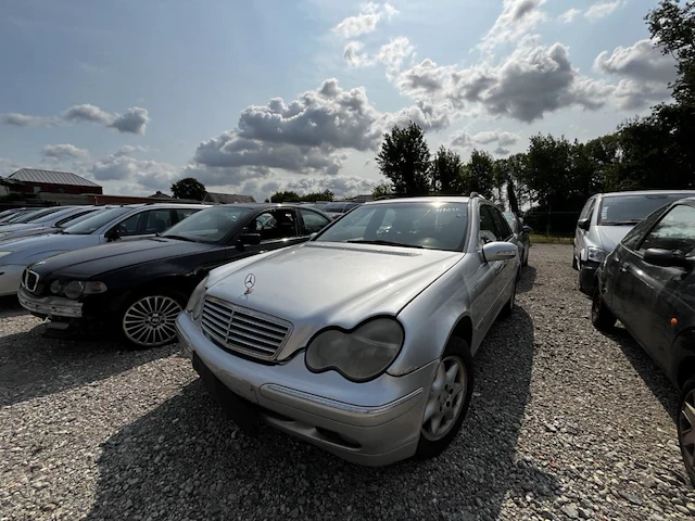 Mercedes benz c - afbeelding 1 van  15