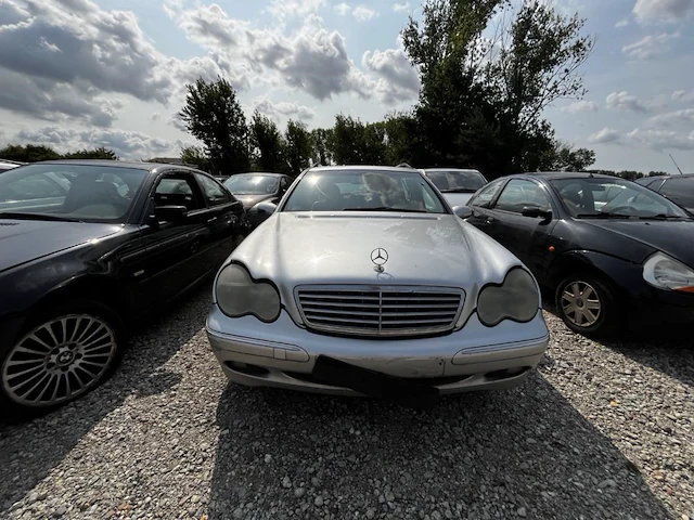 Mercedes benz c - afbeelding 8 van  15