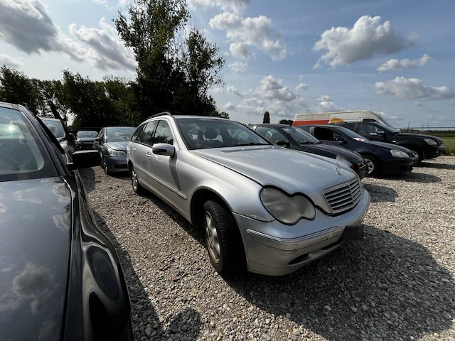 Mercedes benz c - afbeelding 9 van  15