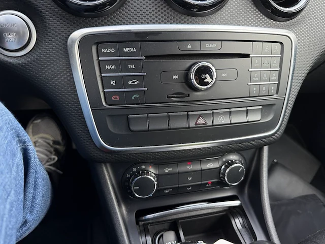 Mercedes-benz classe a (w176) a 180 d be edition 109,2017 - afbeelding 2 van  25