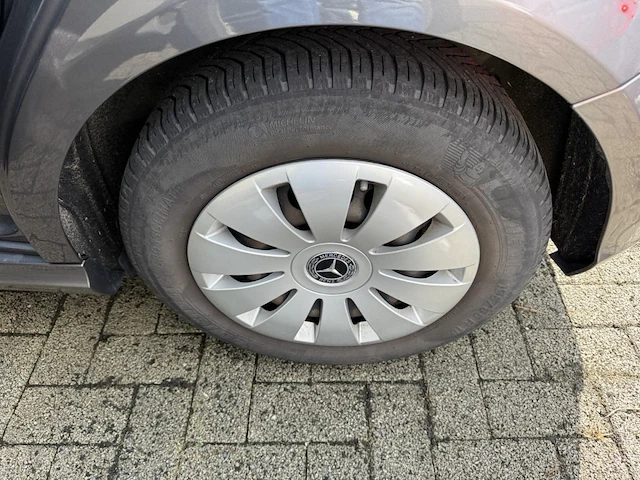 Mercedes-benz classe a (w176) a 180 d be edition 109,2017 - afbeelding 10 van  25