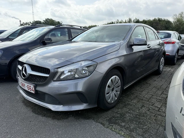 Mercedes-benz classe a (w176) a 180 d be edition 109,2017 - afbeelding 1 van  25