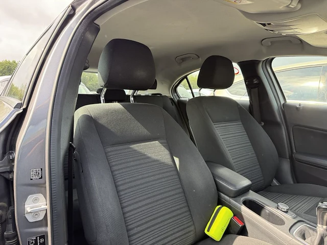 Mercedes-benz classe a (w176) a 180 d be edition 109,2017 - afbeelding 14 van  25