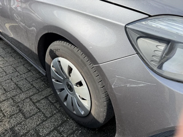 Mercedes-benz classe a (w176) a 180 d be edition 109,2017 - afbeelding 16 van  25