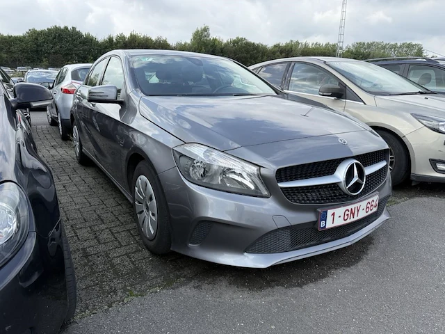 Mercedes-benz classe a (w176) a 180 d be edition 109,2017 - afbeelding 19 van  25