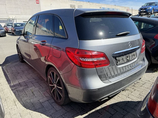 Mercedes-benz classe b (w246) b 180 122, 2013 - afbeelding 5 van  29
