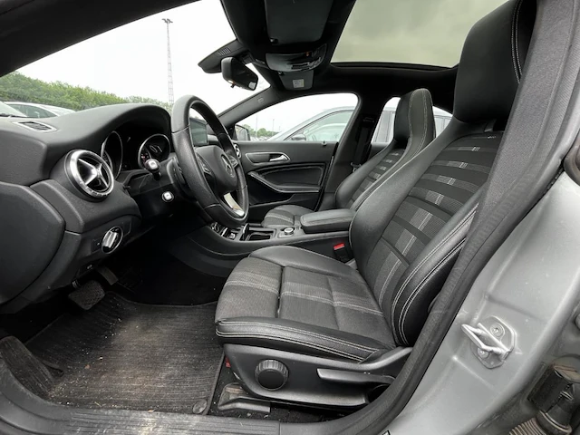 Mercedes-benz classe cla (c117) cla 200 d 136 at, 2017 - afbeelding 10 van  30