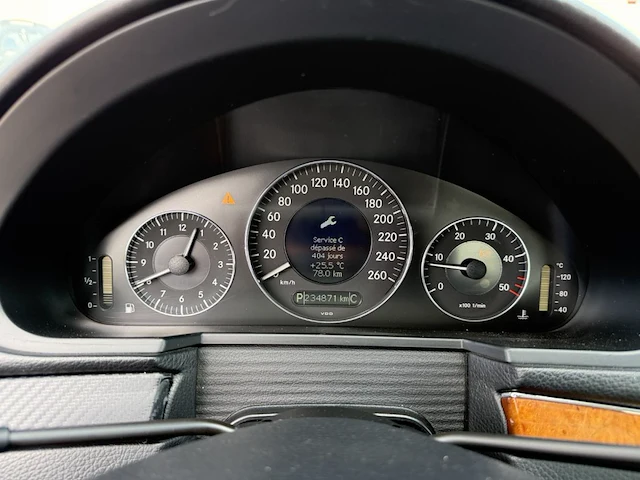Mercedes-benz classe e (w211) e 200 cdi elegance 136 at,2007 - afbeelding 31 van  31