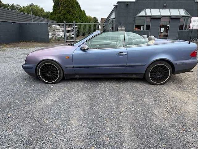 Mercedes-benz clk-klasse cabrio 320 elegance 1999 - afbeelding 12 van  22