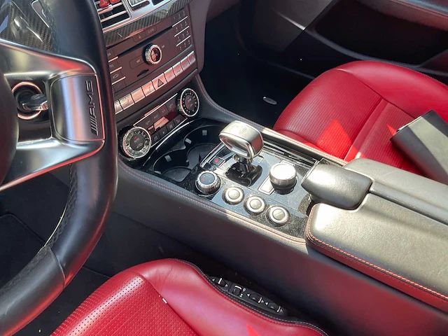 Mercedes-benz cls 63 amg bedrijfswagen - afbeelding 2 van  17