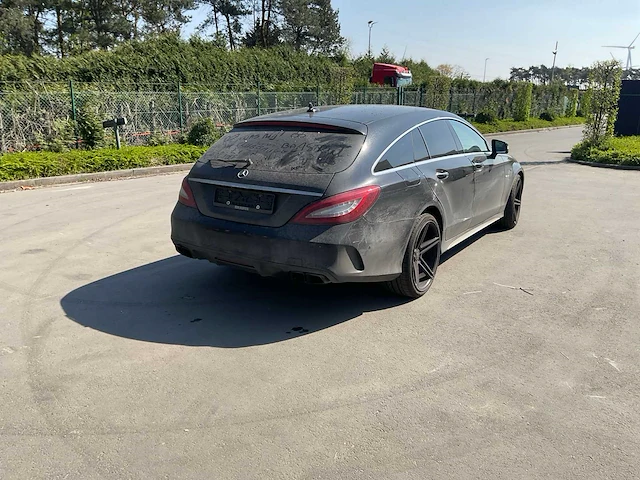 Mercedes-benz cls 63 amg bedrijfswagen - afbeelding 13 van  17