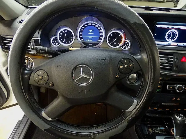 Mercedes-benz e200 cdi blueefficiency - afbeelding 33 van  45