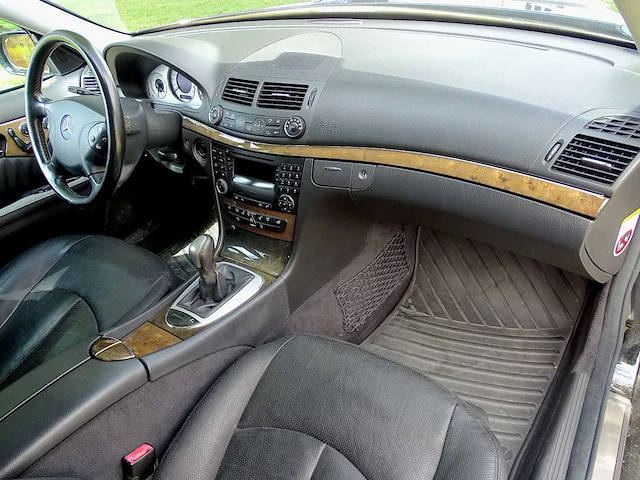 Mercedes-benz e200 kompressor estate 'avantgarde' - afbeelding 11 van  53