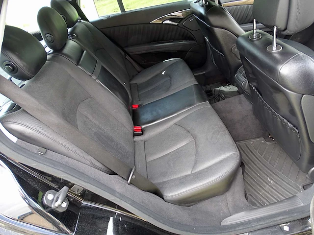 Mercedes-benz e200 kompressor estate 'avantgarde' - afbeelding 18 van  53