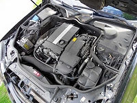 Mercedes-benz e200 kompressor estate 'avantgarde' - afbeelding 41 van  53