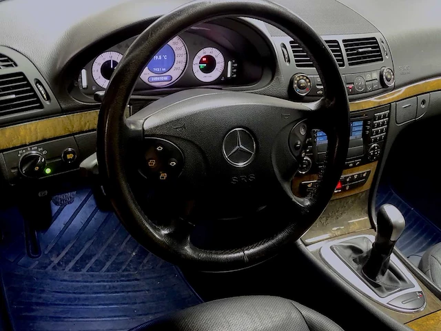Mercedes-benz e200 kompressor estate 'avantgarde' - afbeelding 47 van  53