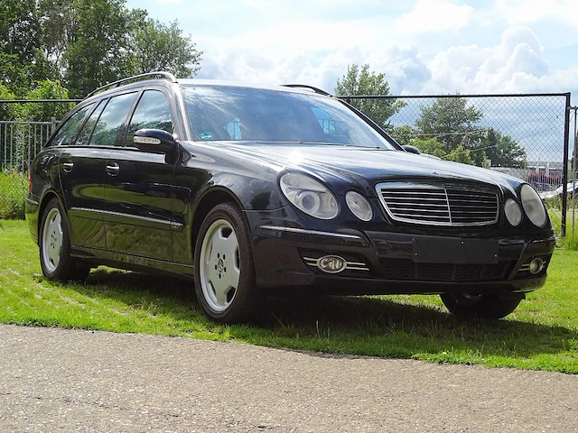 Mercedes-benz e200 kompressor estate 'avantgarde' - afbeelding 45 van  53
