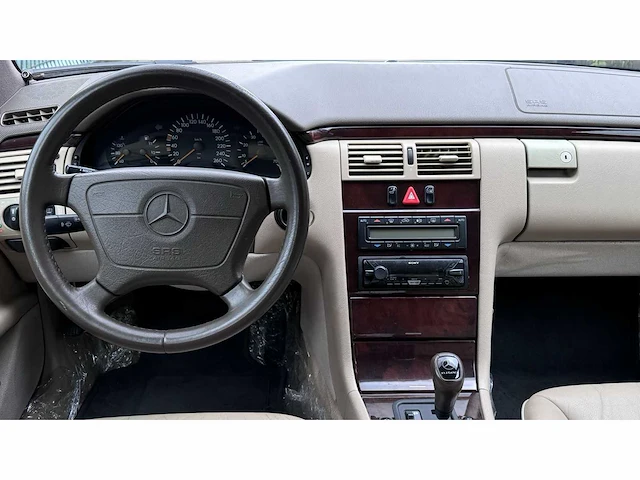 Mercedes-benz e280, 1996 - afbeelding 11 van  21