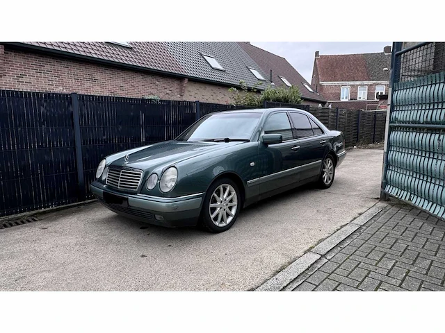 Mercedes-benz e280, 1996 - afbeelding 1 van  21