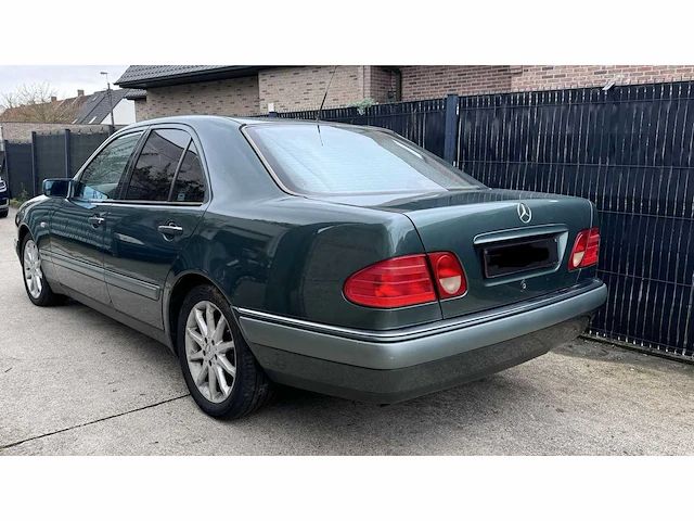 Mercedes-benz e280, 1996 - afbeelding 12 van  21