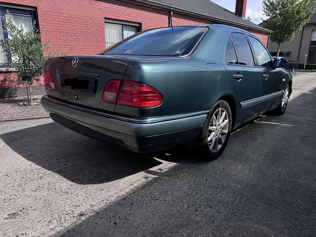 Mercedes-benz e280, 1996 - afbeelding 16 van  21