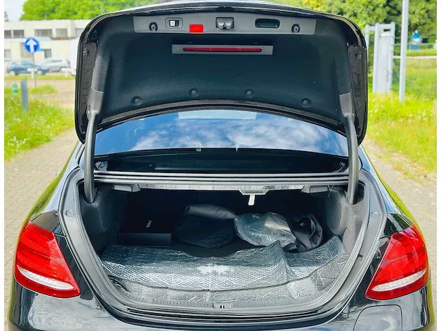 Mercedes-benz e350 e amg-pack - afbeelding 6 van  28