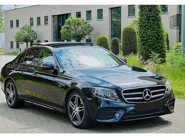 Mercedes-benz e350 e amg-pack - afbeelding 23 van  28
