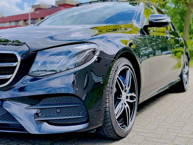 Mercedes-benz e350 e amg-pack - afbeelding 25 van  28