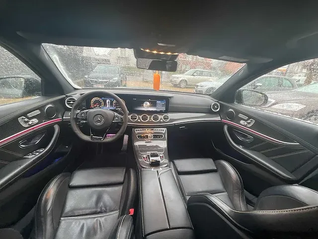 Mercedes-benz e63s amg - 2017 - afbeelding 2 van  30