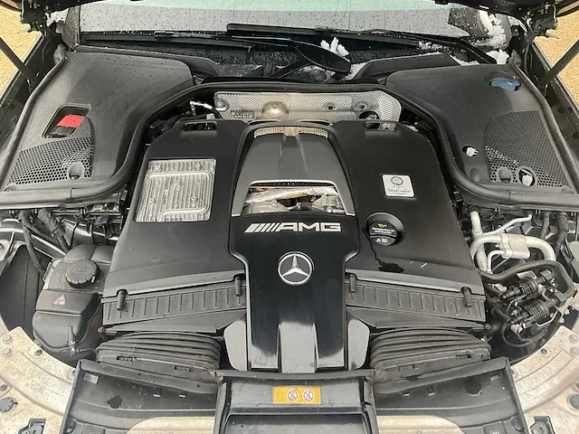 Mercedes-benz e63s amg - 2017 - afbeelding 11 van  30
