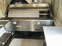 Mercedes-benz foodtruck - afbeelding 3 van  14