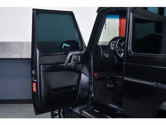 Mercedes-benz g500 4x4 suv 4,0l v8 - 2016 - afbeelding 35 van  84