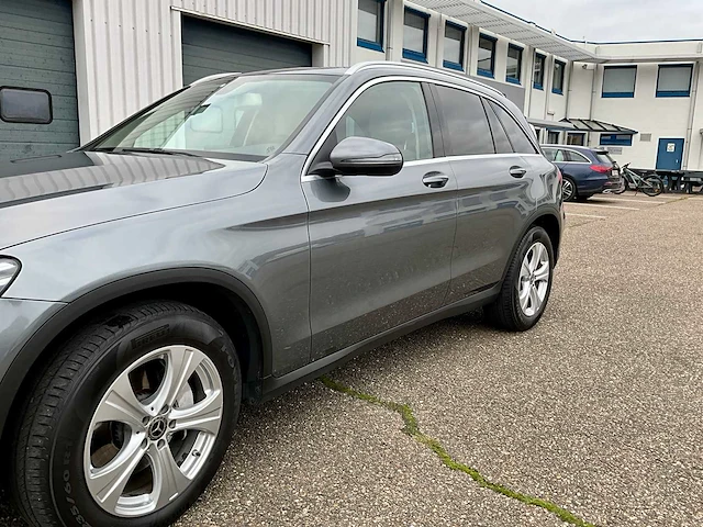Mercedes-benz glc 220d 4matic 2017 automaat + veel opties - afbeelding 2 van  51