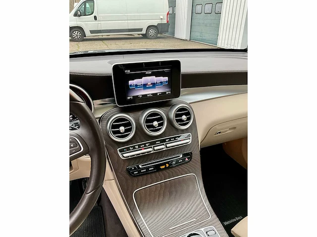 Mercedes-benz glc 220d 4matic 2017 automaat + veel opties - afbeelding 24 van  51