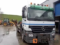 Mercedes benz met laadkraan en containersysteem - afbeelding 17 van  26