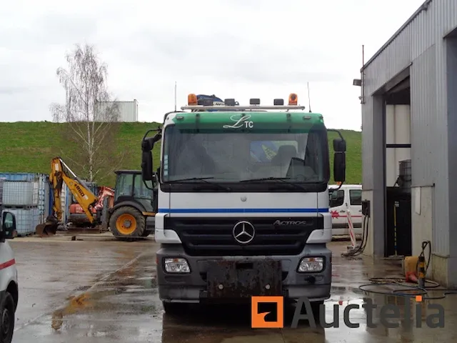 Mercedes benz met laadkraan en containersysteem - afbeelding 19 van  26