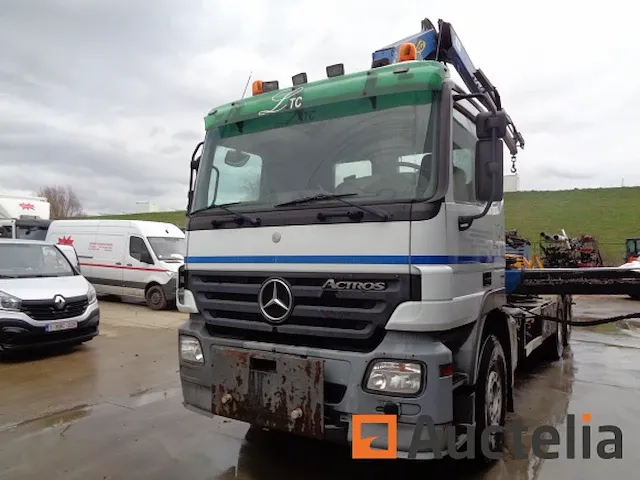 Mercedes benz met laadkraan en containersysteem - afbeelding 20 van  26