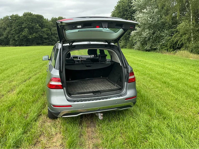 Mercedes-benz ml 350 bluetec 4matic ml 350 personenauto - afbeelding 9 van  28