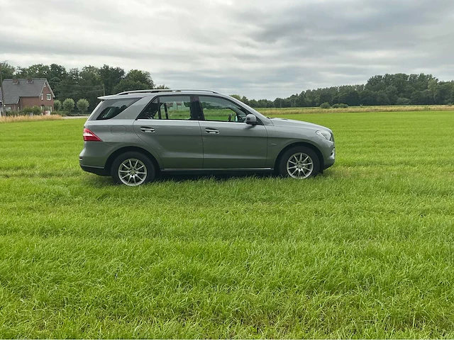 Mercedes-benz ml 350 bluetec 4matic ml 350 personenauto - afbeelding 23 van  28