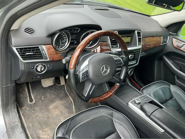 Mercedes-benz ml 350 bluetec 4matic ml 350 personenauto - afbeelding 28 van  28