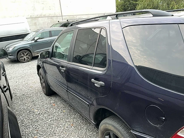 Mercedes-benz ml bedrijfswagen - afbeelding 6 van  13
