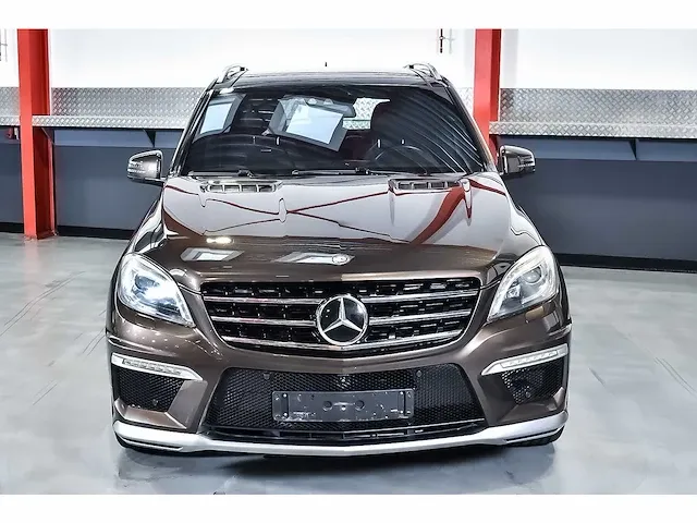 Mercedes-benz ml63 amg suv 5,5l v8 - 2014 - afbeelding 12 van  70