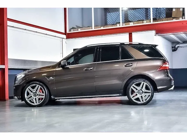 Mercedes-benz ml63 amg suv 5,5l v8 - 2014 - afbeelding 27 van  70