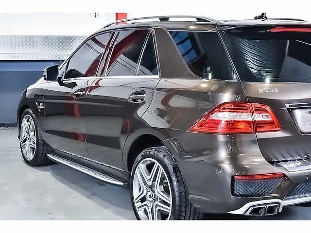 Mercedes-benz ml63 amg suv 5,5l v8 - 2014 - afbeelding 29 van  70