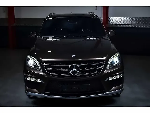 Mercedes-benz ml63 amg suv 5,5l v8 - 2014 - afbeelding 23 van  70